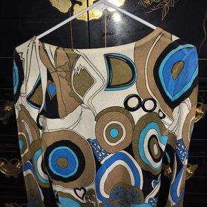 Elizabeth New York Sweater